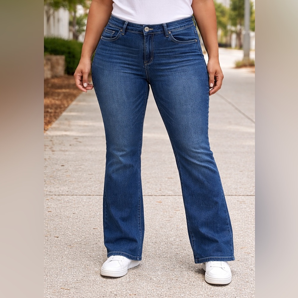 Jean’s Denim Bootcut Jeans Size 16W Medium Wash Stretch Embroidered Pockets